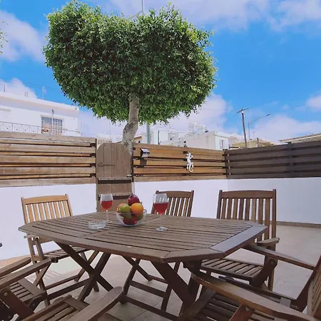 Napa Velvet * Αγία Νάπα